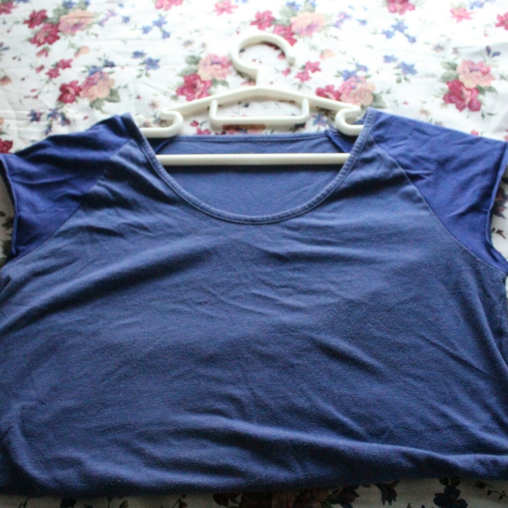 champion athletic tee🌼$5 add-on